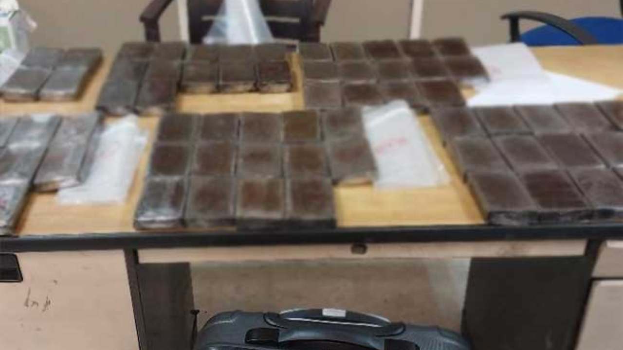 182.5 மில்லியன் ரூபா பெறுமதியான போதைப்பொருளுடன் கனேடியர் கைது!