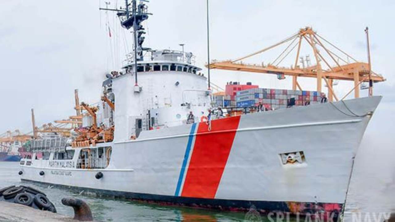 இலங்கையை வந்தடைந்த மலேசிய கடலோர காவல்படை கப்பல்!