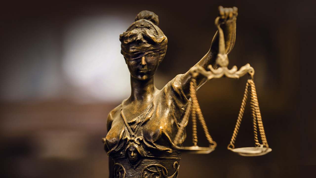 கொழும்பு 7 இல் நான்கு நீதிமன்றங்களை நிறுவ திட்டம்!