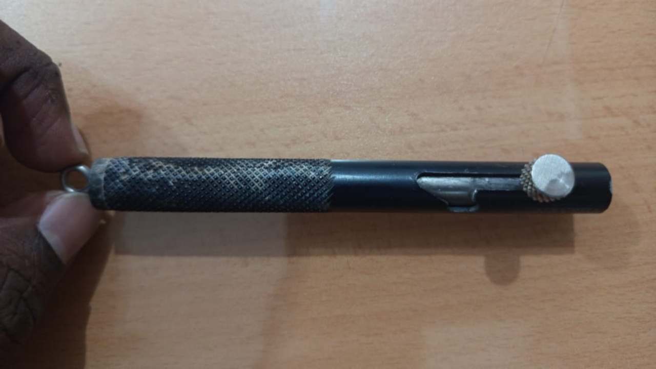 நாகொடையில் பேனா வடிவிலான துப்பாக்கி மீட்பு!