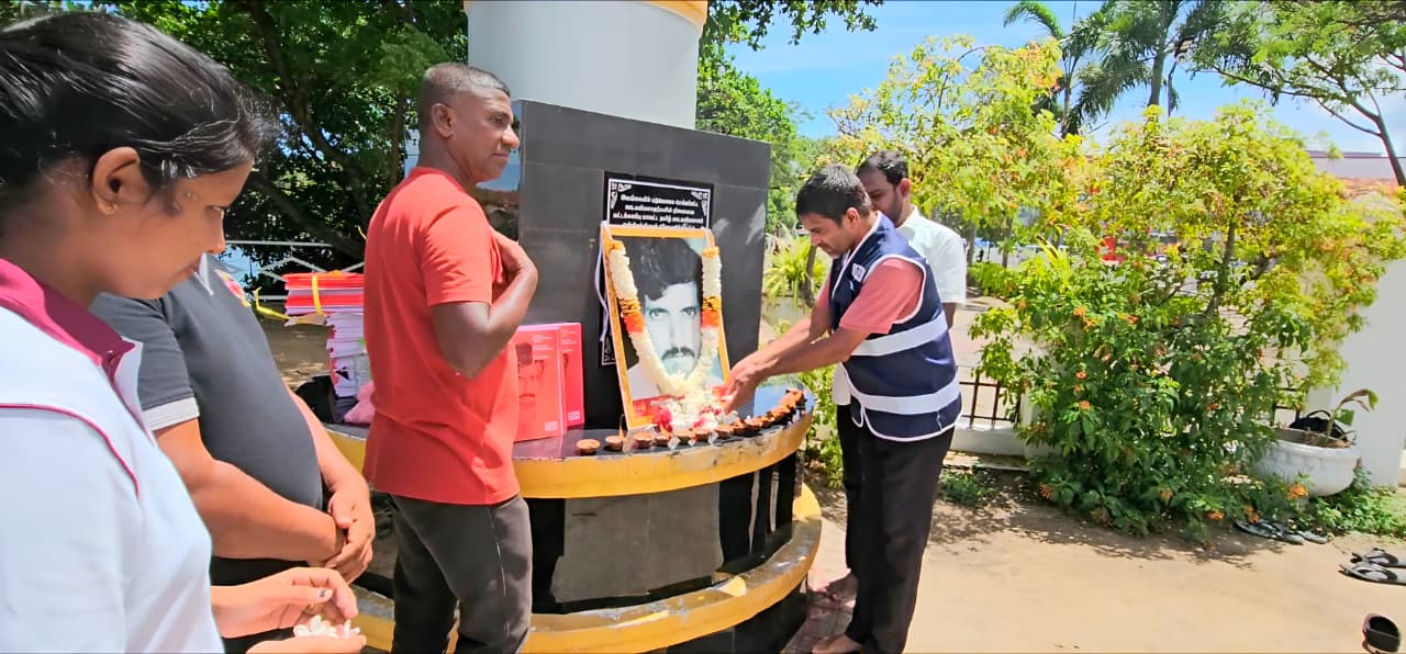 கொலைசெய்யப்பட்ட ஊடகவியலாளர்  நிமலராஜனின் 25 வது ஆண்டு நினைவு தின நிகழ்வு இன்று!