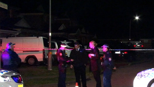 அவுஸ்திரேலியாவின் சிட்னி நகரில்  நடத்தப்பட்ட துப்பாக்கி பிரயோகத்தில் 20 பேர் காயம்!