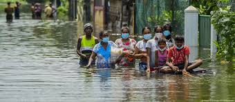 கொழும்பு உள்ளிட்ட நாட்டின் அனேகமான பகுதிகளில் தொடர்ந்தும் பலத்த மழை-மூவர்  மரணம் -144 குடும்பங்கள் பாதிப்பு!