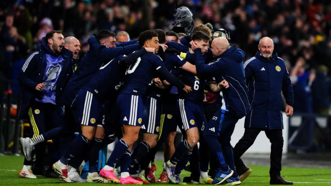 28 ஆண்டுகளுக்குப் பின்னர் முதல் முறையாக ஆடவர் உலகக் கிண்ணத்துக்கு ஸ்காட்லாந்து தகுதி!