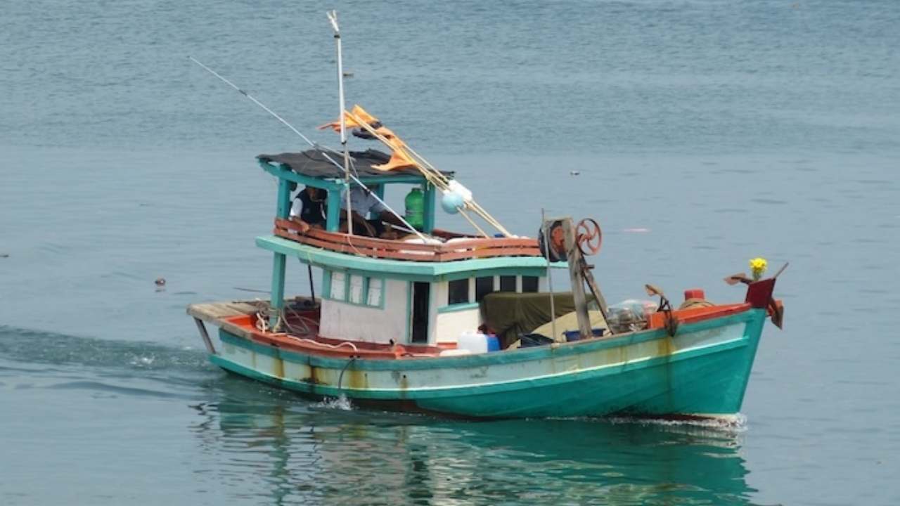 போதைப்பொருள் கடத்தல்; ஆறு மீனவர்கள் கைது!