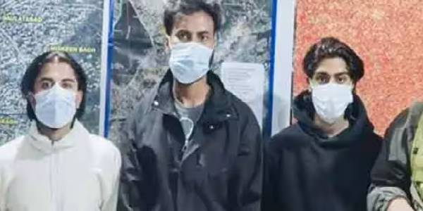 காஷ்மீரில் திட்டமிடப்பட்ட பாரிய  தாக்குதல் முறியடிப்பு: ஆயுதம் ஏந்திய 3 பேர் கைது!