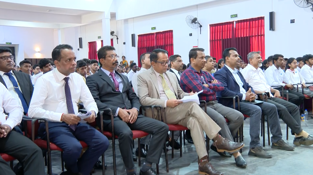 க.பொ.த உயர்தர பரீட்சையில் சிறந்த பெறுபேறுகளை பெற்ற ஊவா மாகாண மாணவர்கள் கௌரவிப்பு!