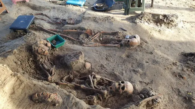 செம்மணியில் மீட்கப்பட்ட செருப்பு 1995ஆம் ஆண்டுக்கு முந்தையது ?