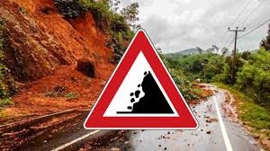 கனமழை காரணமாக பல நீர்த்தேக்கங்களின் வான் கதவுகள் திறப்பு –  பல பகுதிகளுக்கு  மண்சரிவுஎச்சரிக்கை!