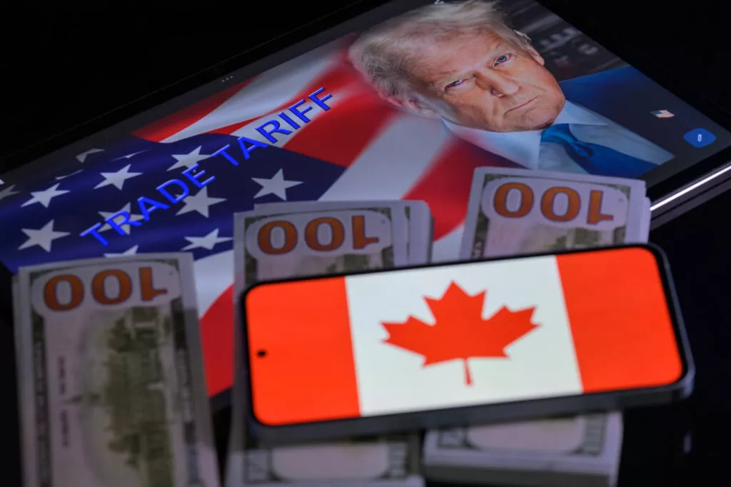 கனேடிய உரம் மீது கடுமையான வரிகள் விதிப்போம்: அமெரிக்க ஜனாதிபதி ட்ரம்ப்