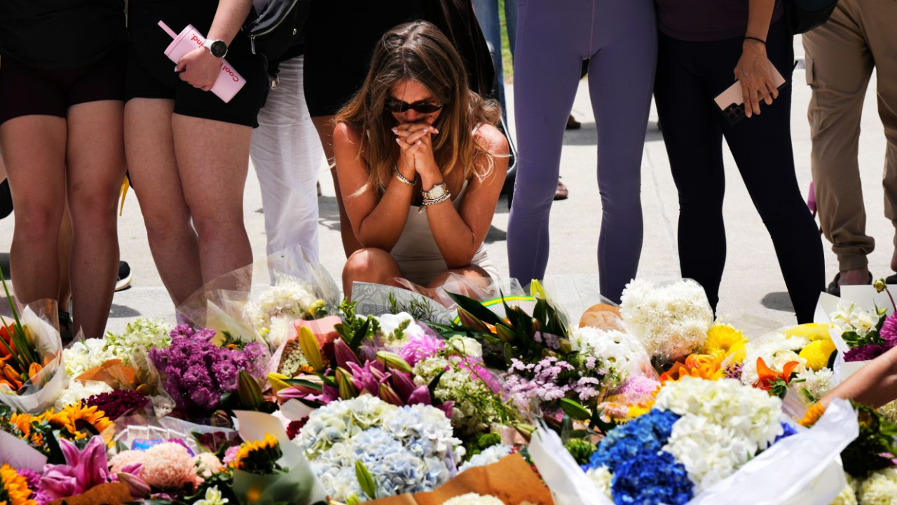 போண்டி தாக்குதல்; துப்பாக்கிதாரி மீது 15 கொ*லைக் குற்றச்சாட்டுகள்!