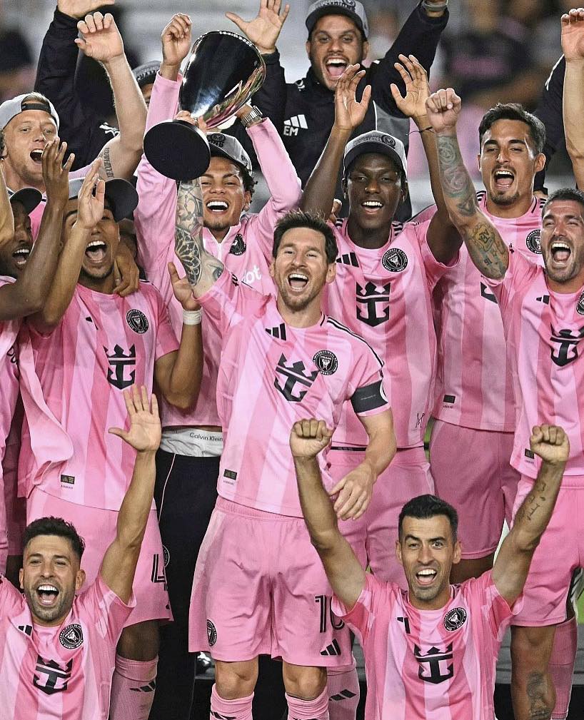 தொடர்ச்சியாக இரண்டாவது முறையாகவும் விருதினை வென்றெடுத்தார் மெஸ்சி