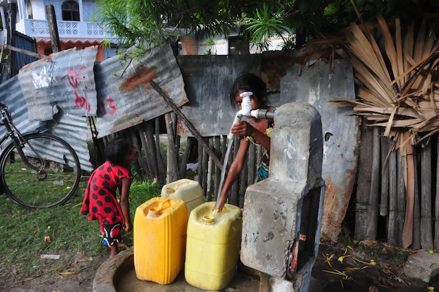 யாழ் மாவட்டம் முழுவதும் சுமார் 3000 குடும்பங்கள் மலசலக்கூட வசதிகள் இன்றி சிரமம்!