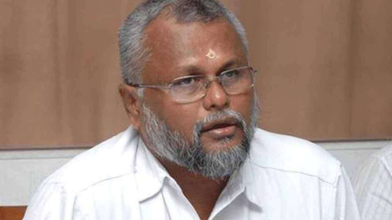 டக்ளஸ்   தேவானந்தாவுக்கு 72 மணித்தியால தடுப்புக் காவல் உத்தரவு!