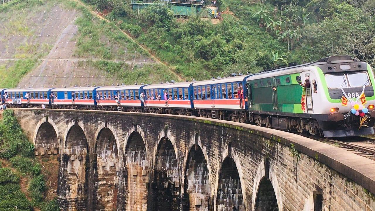 பதுளை-அம்பேவெல இடையிலான ரயில் சேவைகள் மீண்டும் ஆரம்பம்!