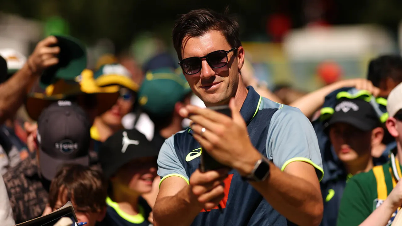 அவுஸ்திரேலியாவின் டி20 உலகக் கிண்ண அணியில் பேட் கம்மின்ஸ்?