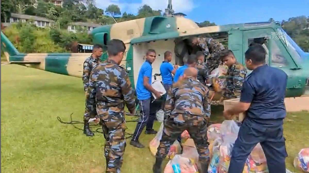 நிவாரண உதவி வழங்குதலில் இலங்கை விமானப்படையினரும் ஒத்துழைப்பு!