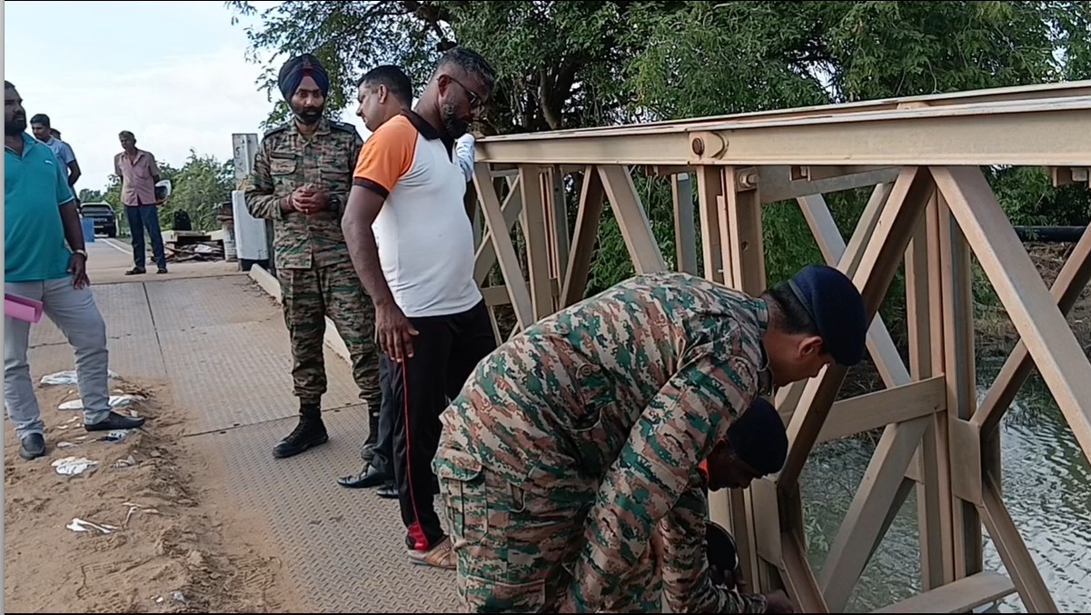 வெள்ளத்தில் பாதிக்கப்பட்ட முல்லைத்தீவு யு-35 வீதி !