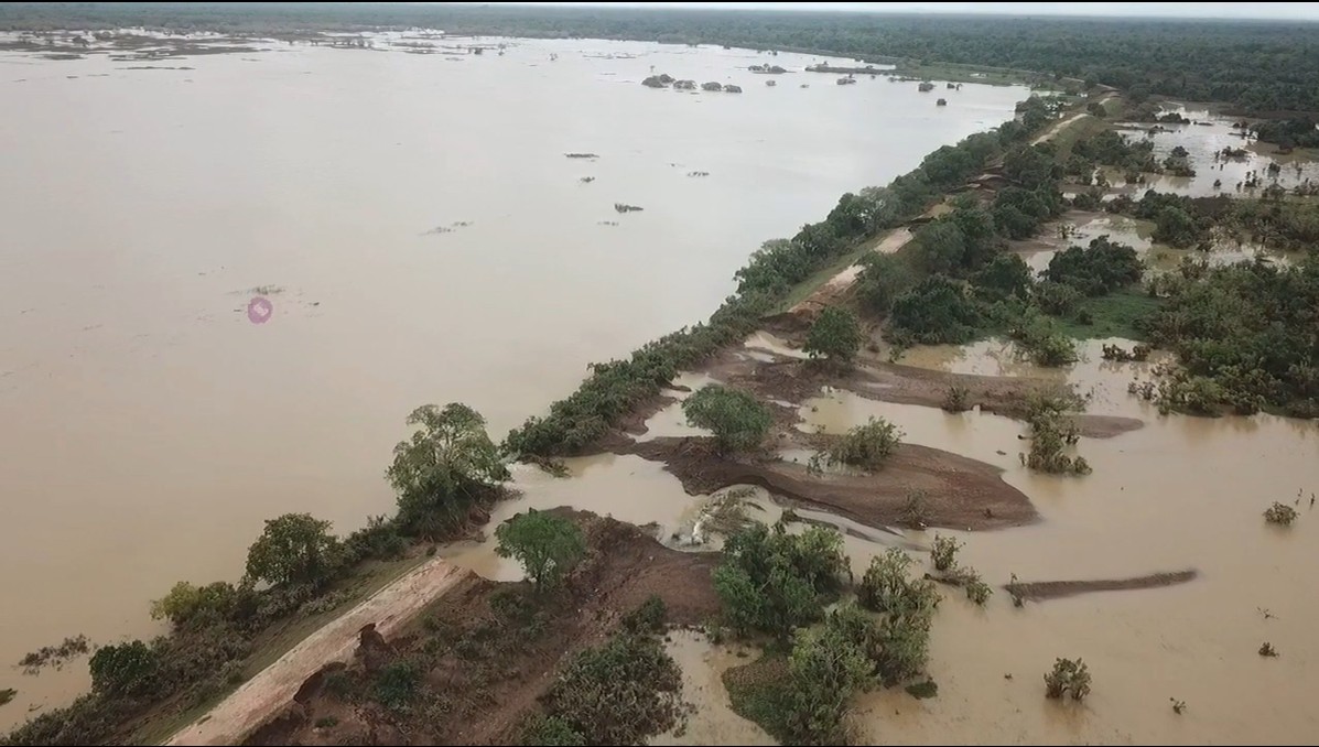 உடைப்பெடுத்த மாவிலாறு அணைக்கட்டின் புனரமைப்பு பணிகள் ஆரம்பம்!