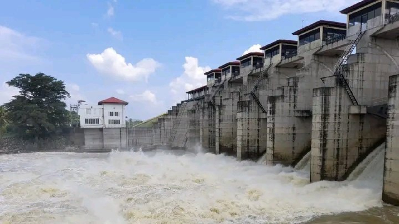 தொடர்ந்தும் குறைக்கப்படும் நீர்த்தேக்கங்களின் நீர்மட்டம்!