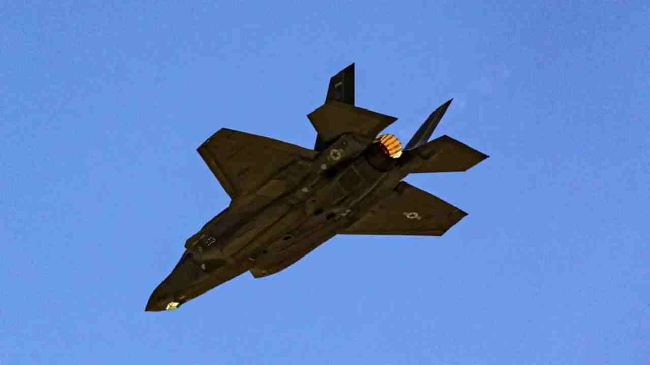 சிரியாவில் ஐ.எஸ்.ஐ.எஸ். மீது அமெரிக்கா பாரிய தாக்குதல்!