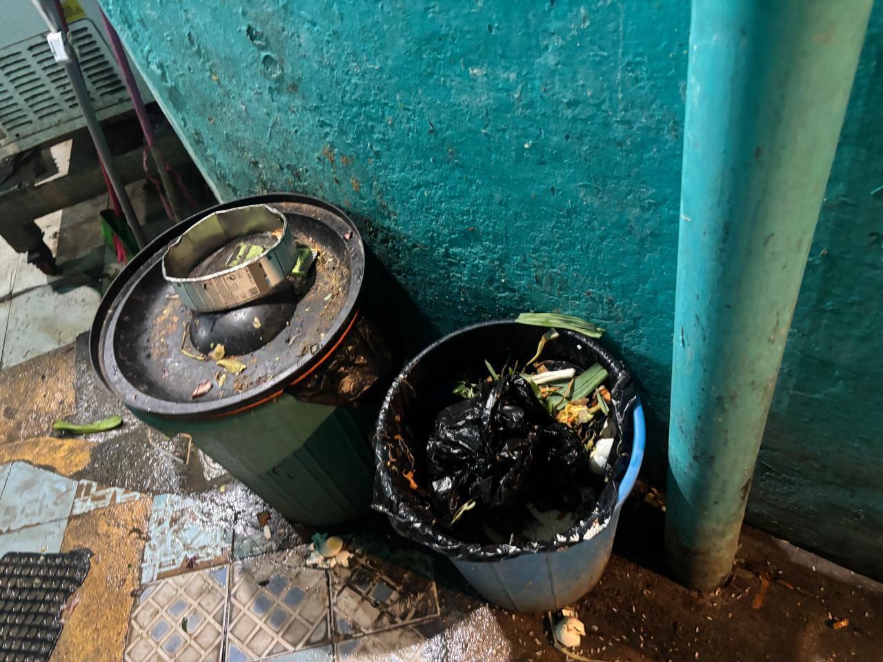 மன்னாரில் சுகாதார சீர்கேடுகளுடன் இயங்கிவந்த உணவகங்களில் சோதனை!