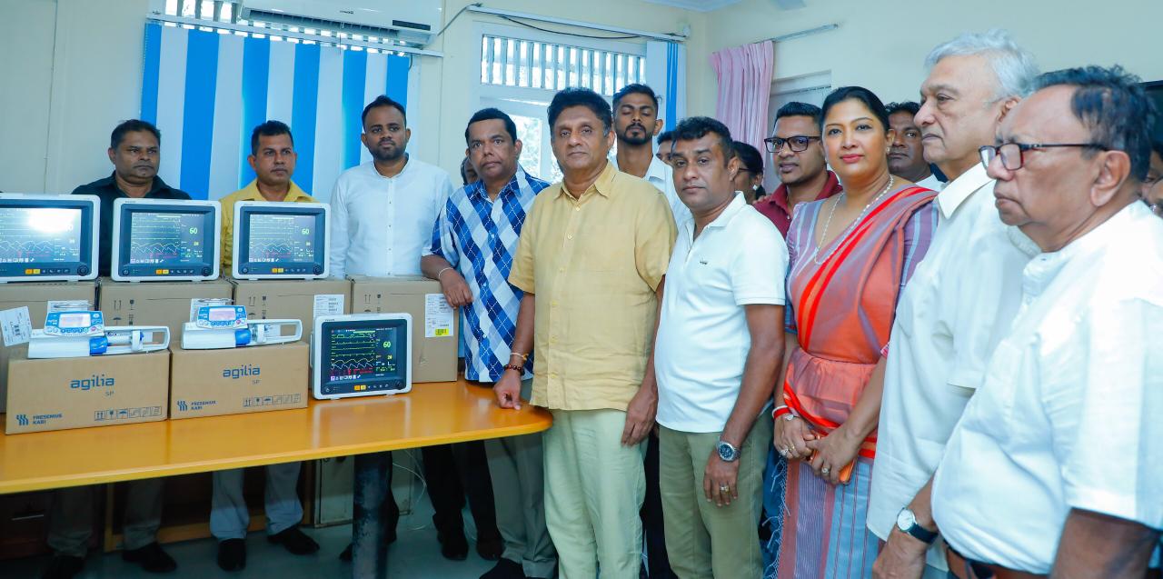 கம்பளை வைத்தியசாலைக்கு எதிர்க்கட்சி தலைவரினால் பல உபகரணங்கள் நன்கொடையாக வழங்கிவைப்பு!