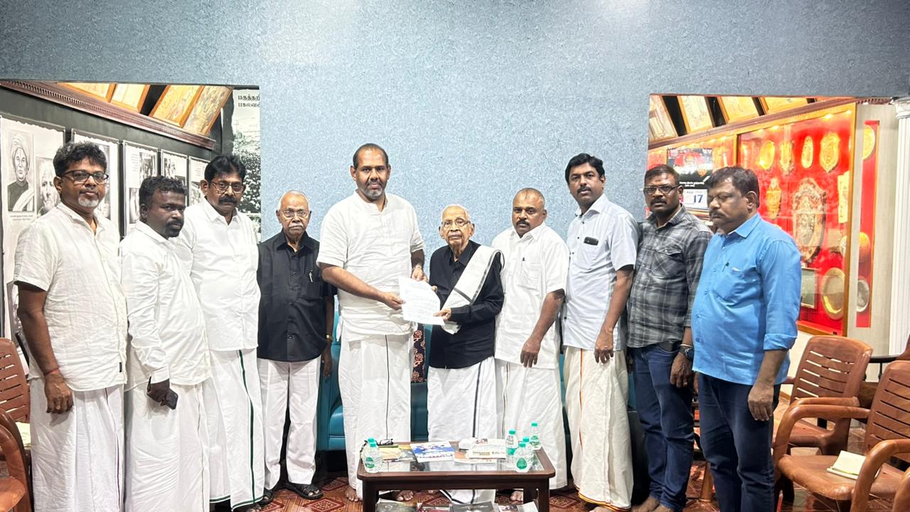 திராவிடர் கழகத் தலைவரை சந்தித்தனர் தமிழ்த் தேசிய பேரவையினர்