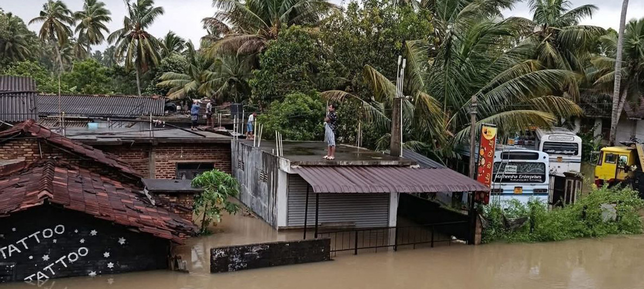 டித்வா பேரிடரால் வீடுகளை இழந்தவர்களுக்கு ஒரு கோடி ரூபாய் : அமைச்சர் அறிவிப்பு