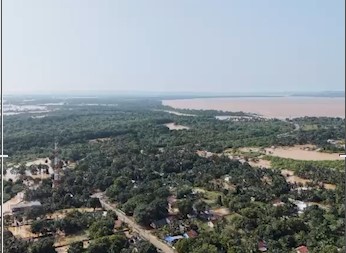 திருகோணமலை – மட்டக்களப்பு பிரதான வீதி முற்றாக போக்குவரத்துக்கு தடை!