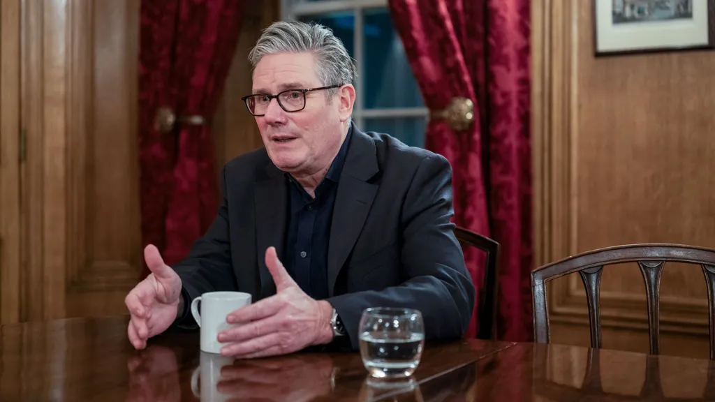 கடந்த எட்டு ஆண்டுகளில் பிரித்தானிய பிரதமர் ஒருவர் சீனாவுக்கு மேற்கொள்ளும் முதலாவது விஜயம்!