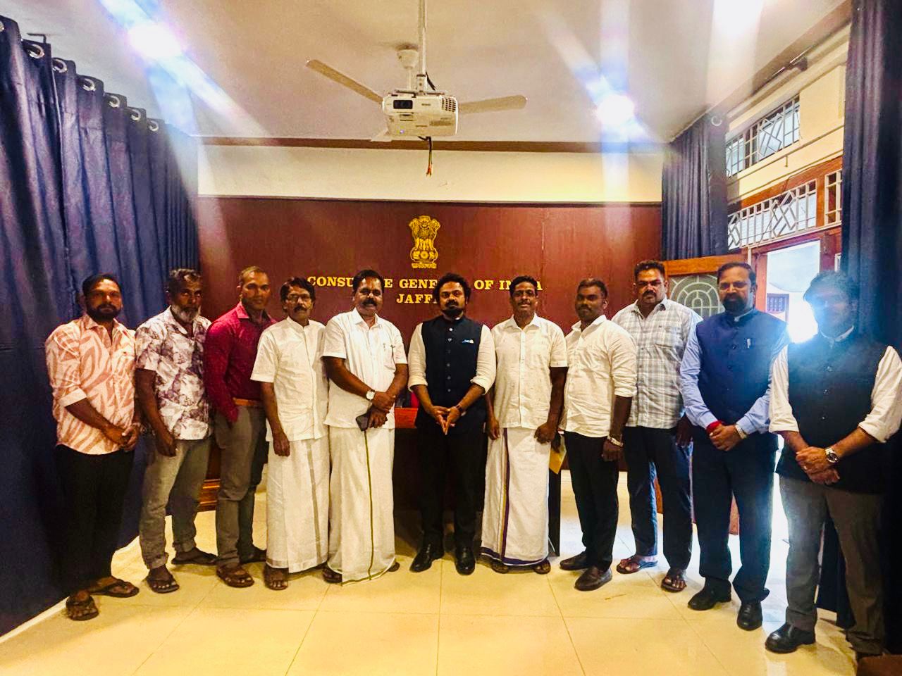 யாழ்ப்பாணத்திற்கான இந்திய துணைத் தூதுவரை சந்தித்த வேலணை பிரதேச சபை தவிசாளர்!