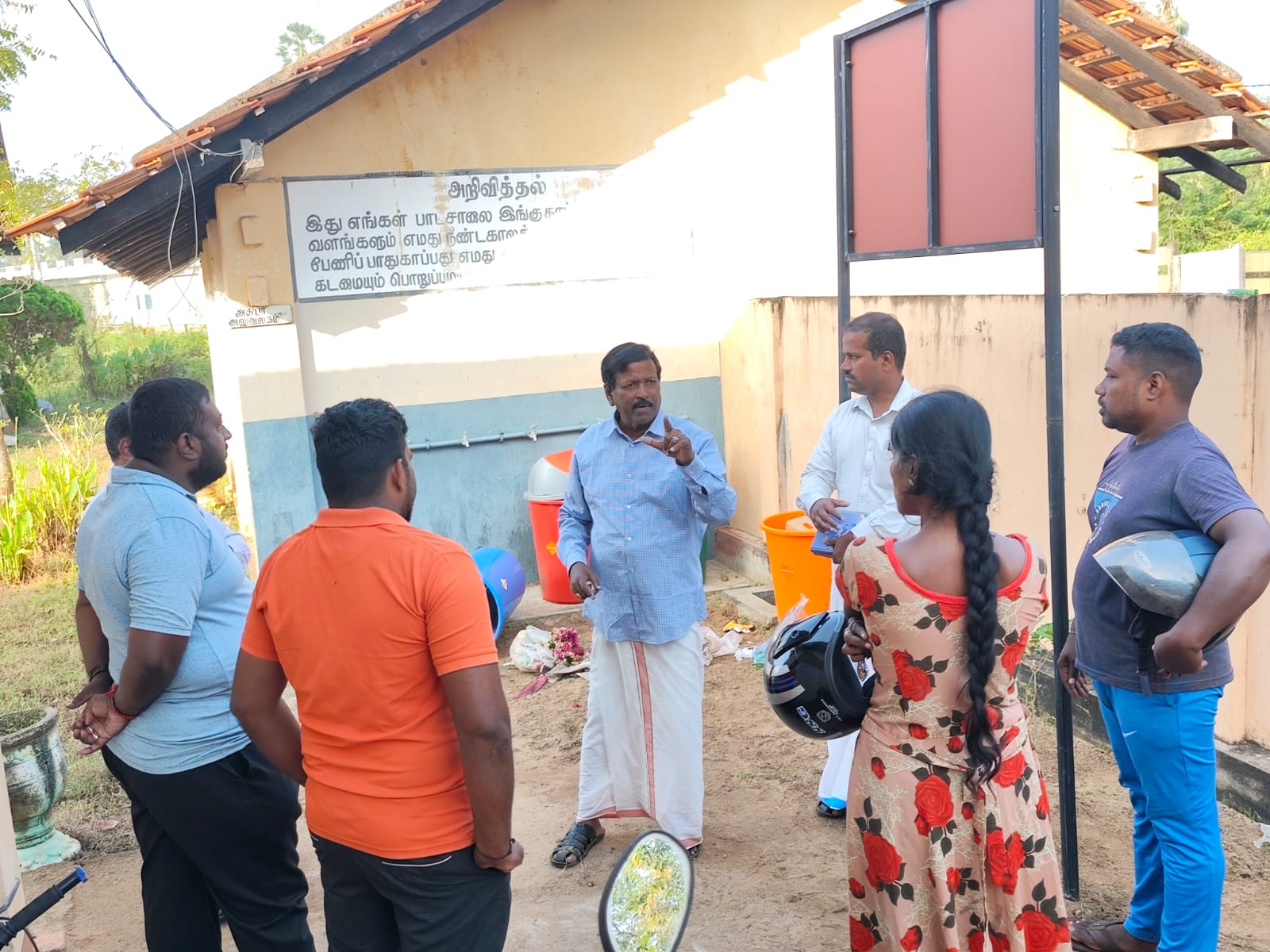 அடிப்படை வசதிகளற்று இயங்கும் தண்ணீரூற்று இலங்கைத் திருச்சபை தமிழ்கலவன் பாடசாலை