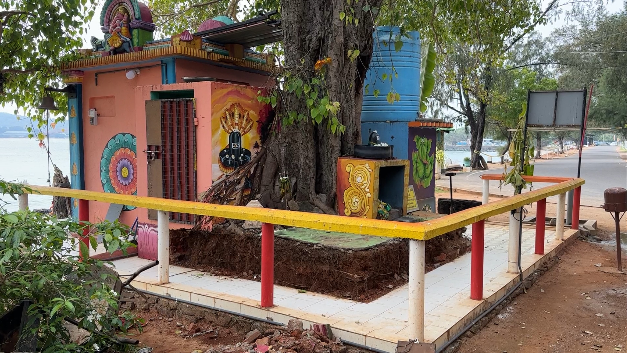 பிரட்டரிக் கோட்டை வாயிலில்  சட்டவிரோத கட்டுமானப்பணிகள் – பொலிஸ் நிலையத்தில் முறைப்பாடு!