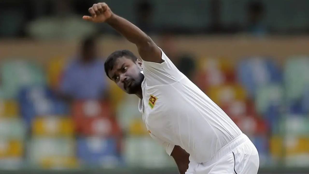 முதல்தர போட்டிகளில் 1,000 விக்கெட்டுகளை வீழ்த்திய 4 ஆவது இலங்கை வீரர்!