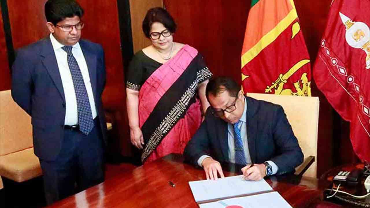 துறைமுக நகரத் திருத்தச் சட்டம் நடைமுறைக்கு!