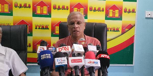 அரசியலமைப்பு பேரவையில் இருந்து சிறிதரன் ராஜினாமா செய்ய பணிப்புரை- தமிழரசுக்கட்சியின் அரசியல் குழு கூட்டத்தில் தீர்மானம்!