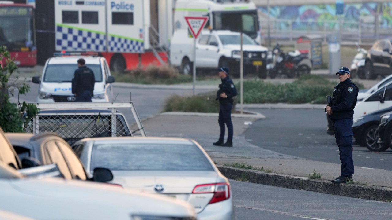 அவுஸ்திரேலியாவில் நடத்தப்பட்ட துப்பாக்கிச் சூட்டில் மூவர் உயிரிழப்பு!