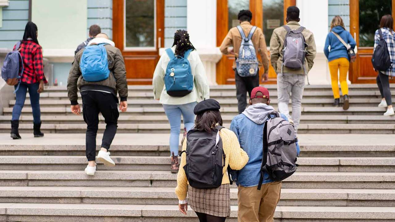 இந்திய மாணவர் விசா விதிகளை கடுமையாக்கிய அவுஸ்திரேலியா!