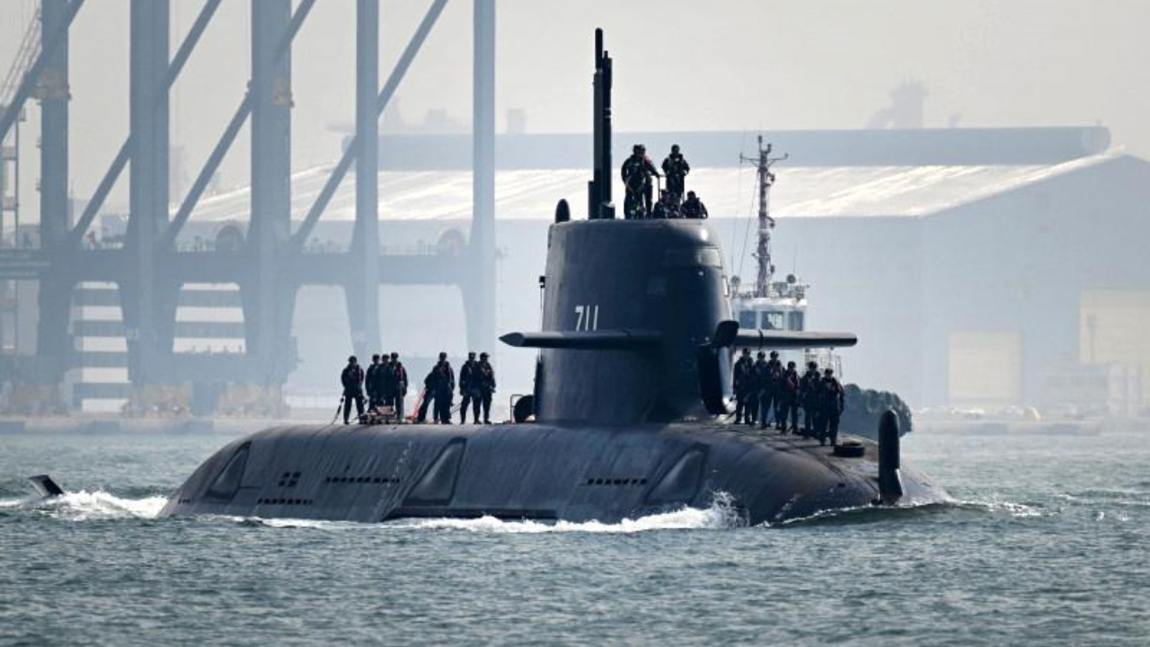 உள்ளூரில் தயாரிக்கப்பட்ட நீர்மூழ்கிப் கப்பலை வெற்றிகரமாக பரிசோதித்த தாய்வான்!