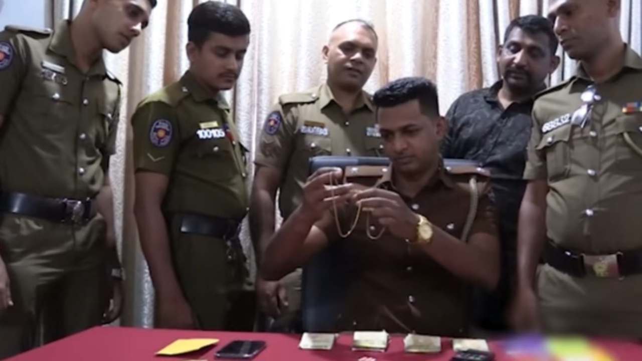 டிக்டோக் நட்பின் மூலமாக பணம், நகைகள் கொள்ளை!