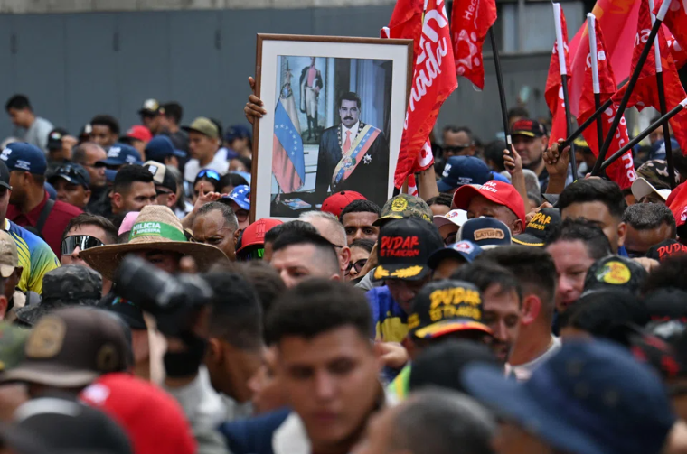 மதுரோவின் பின்னால் ஒன்றுபட்டுள்ளோம் – வெனிசுலா இடைக்கால அரசாங்கம்!