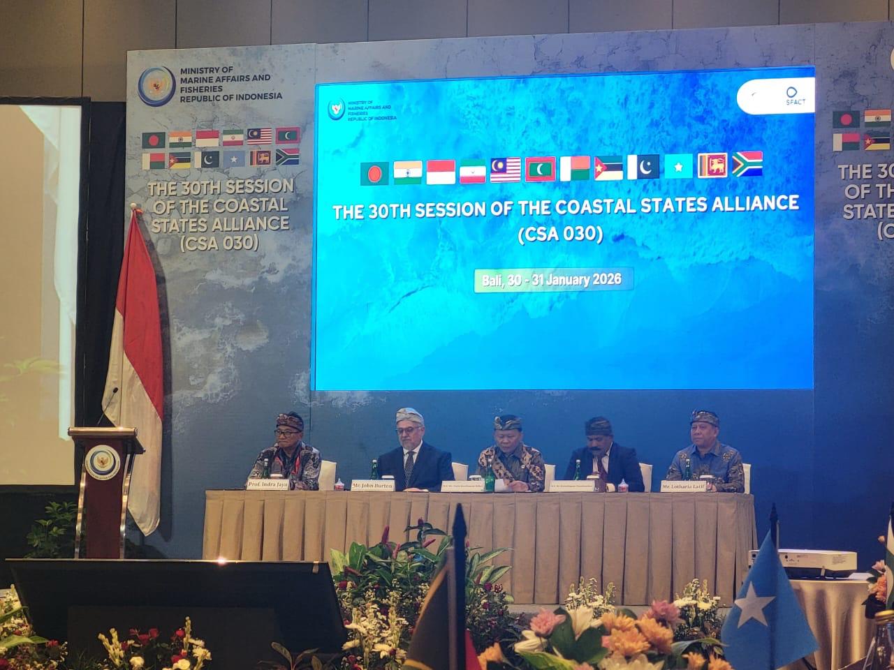 தீர்க்கமான உச்சிமாநாட்டில் கலந்துகொள்ள இந்தோனேஷியாவுக்கு விஜயம் மேற்கொண்டுள்ள கடற்றொழில் அமைச்சர்