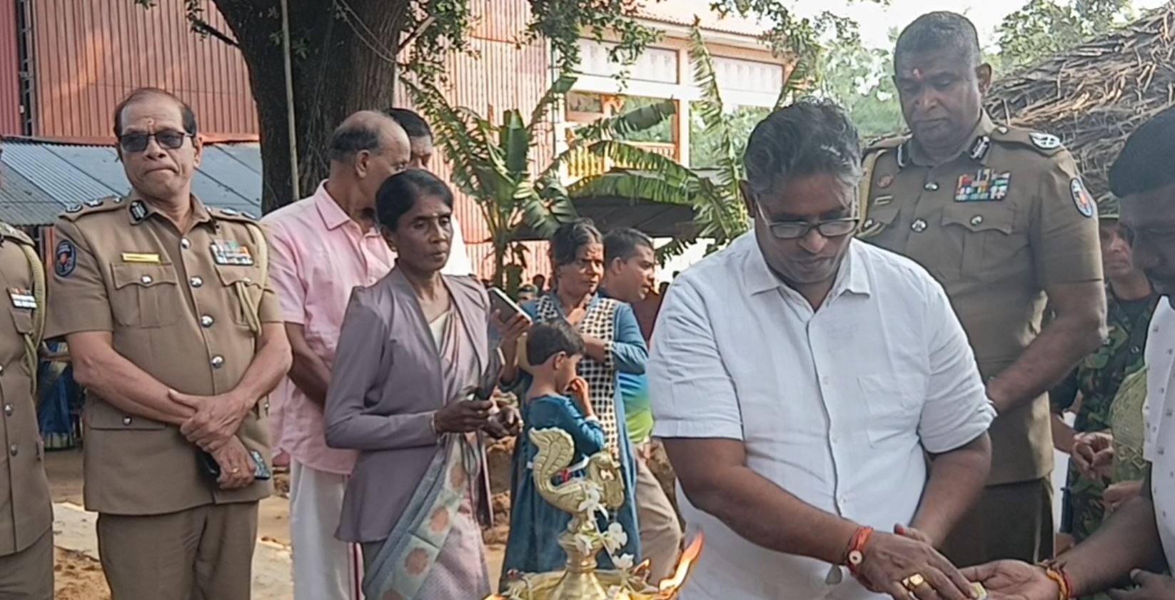 கிளிநொச்சிக்கு விஜயம் மேற்கொண்ட பொலிஸ்மா அதிபர் பிரியந்த வீரசூரிய