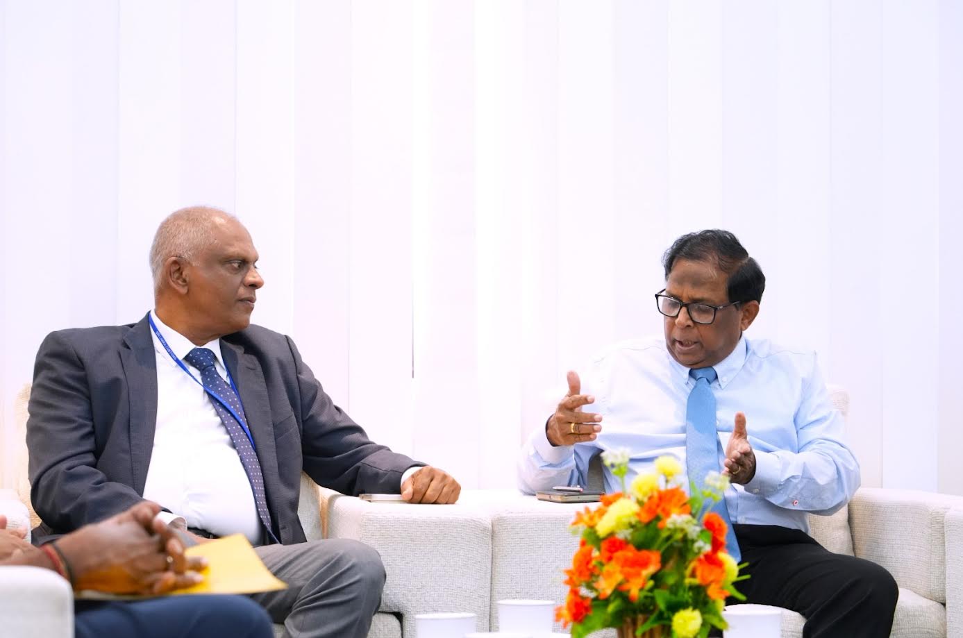 யாழ்ப்பாணத்திலிருந்தே ஏற்றுமதி நடவடிக்கைகளை நேரடியாக முன்னெடுப்பதுக்குரிய ஒத்துழைப்புகளை வழங்குவதற்கு இலங்கைச் சுங்கத் திணைக்களம் தயாராக உள்ளது