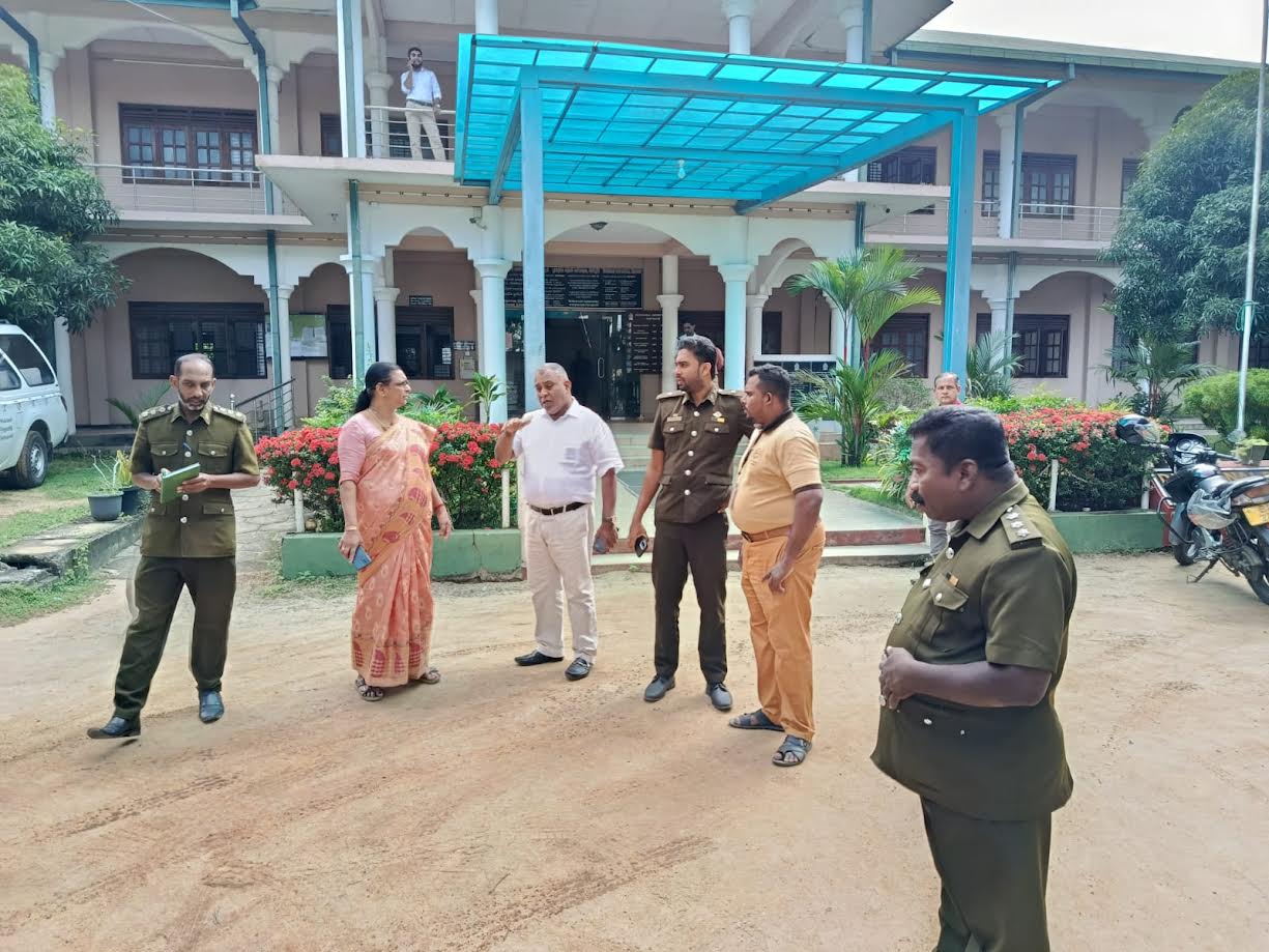 நிந்தவூர் சுகாதார பிரிவில் டெங்கு மற்றும் உணவு சுகாதார பரிசோதனை