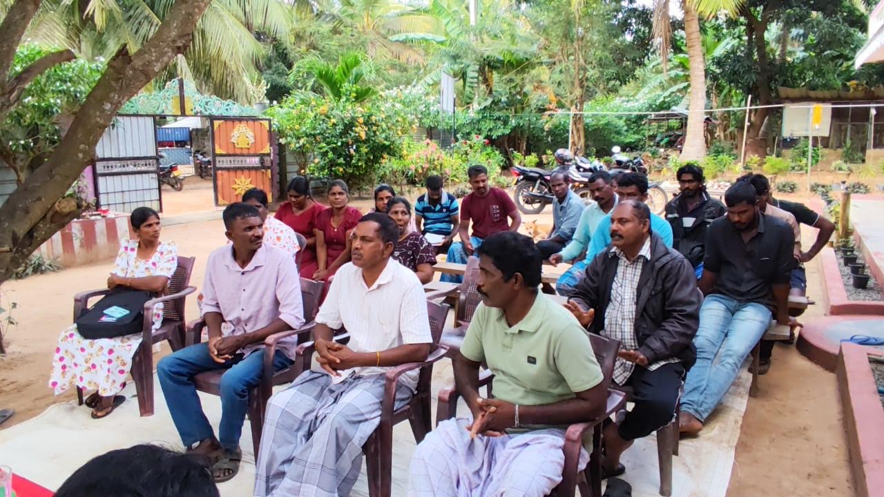 காணிகளிலிருந்து வெளியேறுமாறு 62உரிமையாளர்களுக்கு அறிவித்தல் வழங்கிய புதுக்குடியிருப்பு பிரதேசசெயலகம்