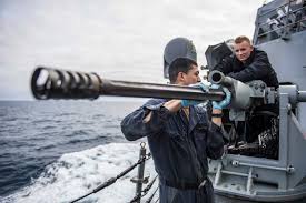 அட்லாண்டிக் கடலில் பெரும் பதற்றம்: ரஷ்யா – அமெரிக்கா கடும் போட்டி