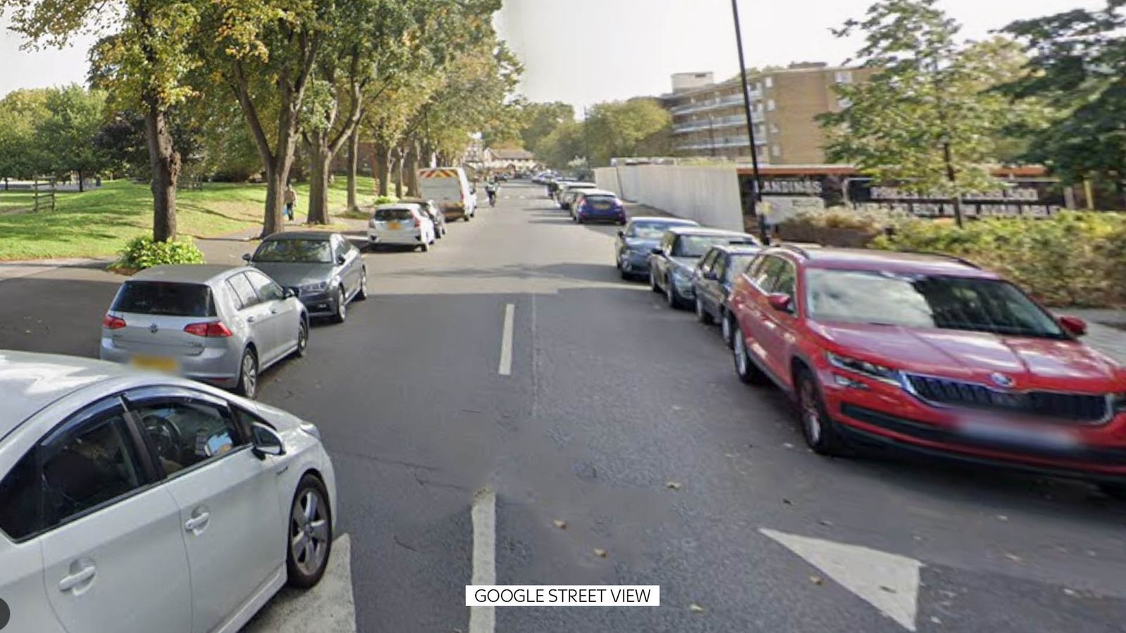 இங்கிலாந்தில் புத்தான்டு தினத்தன்று இளைஞர் ஒருவர் கத்தியால் குத்தி கொலை!