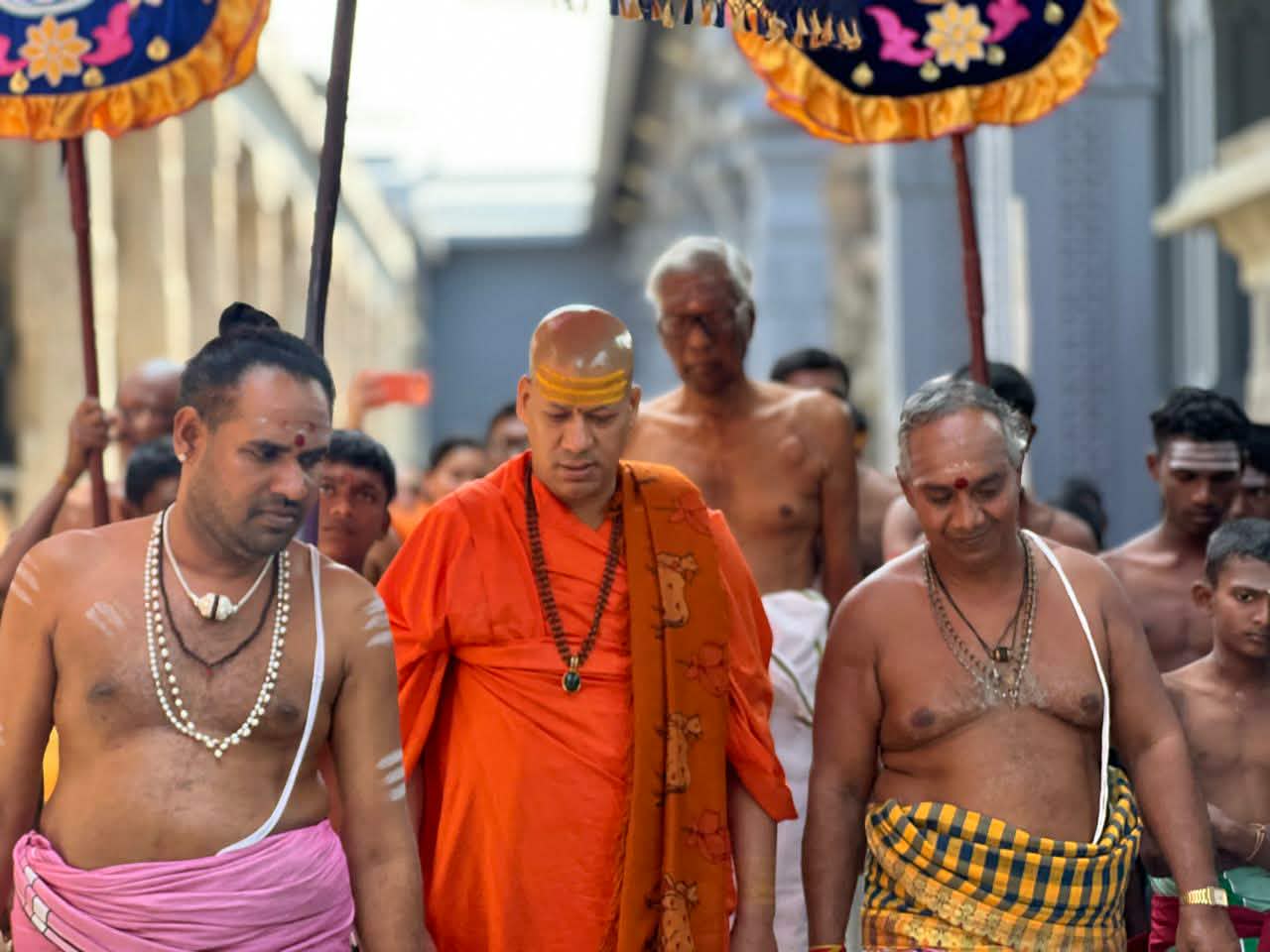 சுவாமி கைலாசநந்த் கிரிஜி மஹராஜ் தலைமையிலான குழுவினர் திருக்கேதீஸ்வரம் திருத்தலத்திற்கு விஜயம்!